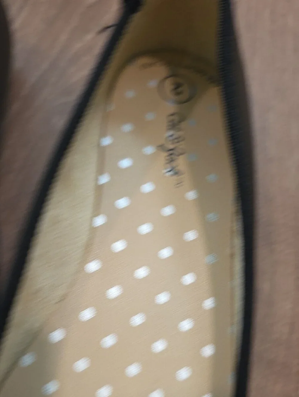 Cat & Jack Girl's Black Bow Ballet Flats. Size 2